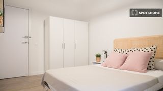 Miete Etagenwohnung in Gaztambide. Se alquila habitación en piso compartido de 7 habitaciones en ma
