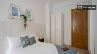 Location Appartement à Valdeacederas. Habitación en piso compartido en alquiler en valdeacederas, madr