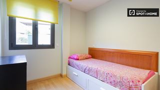Miete Etagenwohnung in Estación. Se alquila habitación en apartamento de 2 dormitorios, pozuelo d