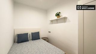 Rent Flat in Dreta de l´Eixample. Se alquila habitación en piso compartido en la dreta de leixampl
