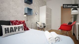 Lloguer Pis a Vila de Gràcia. Se alquila habitación en piso compartido en vila de gràcia, barc