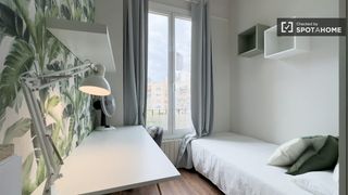 Alquiler Piso en L´Antiga Esquerra de l´Eixample. Habitación en un piso compartido de 6 habitaciones en barcelona.