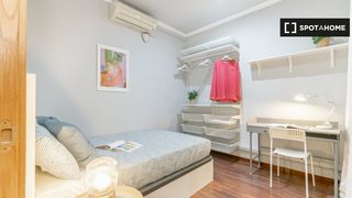 Location Appartement à L´Antiga Esquerra de l´Eixample. Habitación en piso compartido en lantiga esquerra de leixample