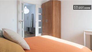 Location Appartement à Numancia. Habitación compartida de 4 habitaciones en numancia, madrid
