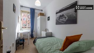 Lloguer Pis a El Carme. Cómoda habitación en alquiler en ciutat vella, valencia