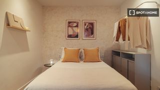 Location Appartement à Dreta de l´Eixample. Se alquila habitación en piso compartido en barcelona