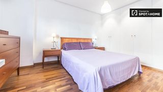 Lloguer Pis a Els Orriols. Habitación en piso de 6 habitaciones en alquiler en els orriols,