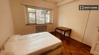 Lloguer Pis a Delicias. Se alquila habitación en piso de 5 habitaciones en arganzuela, m