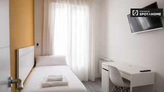 Location Appartement à Sol. Gran habitacion en alquiler en madrid centro