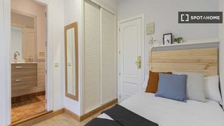 Rent Flat in Justicia-Chueca. Habitación en piso compartido en justicia, madrid.