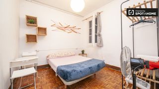 Rent Flat in Dreta de l´Eixample. Alquilo habitación apartamento de 3 dormitorios lesquerra de lei