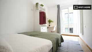 Location Appartement à Raval. Habitación en piso de 4 habitaciones en alquiler en el raval, ba