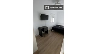 Affitto Appartamento in Pradolongo. Habitación compartida en almendrales, madrid.
