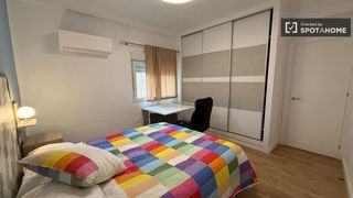 Lloguer Pis a La Unión - Cruz de Humilladero - Los Tilos. Se alquila habitación en piso compartido en la unión, málaga.