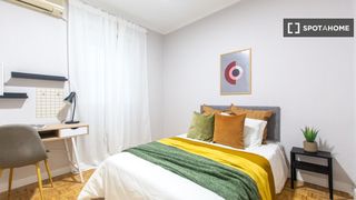 Rent Flat in Argüelles. Habitación en piso compartido en alquiler en argüelles, madrid