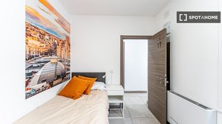 Affitto Appartamento in Sol. Habitación en piso compartido en alquiler en sol, madrid