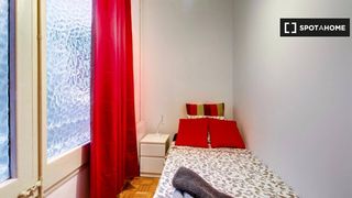 Miete Etagenwohnung in L´Antiga Esquerra de l´Eixample. Habitación en apartamento de 10 habitaciones en el eixample esqu