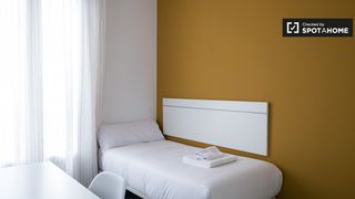 Affitto Appartamento in Sol. Bonita habitación en alquiler en madrid centro.