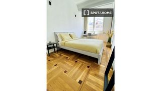 Alquiler Piso en Goya. Habitación en un piso compartido de 7 habitaciones en alquiler e