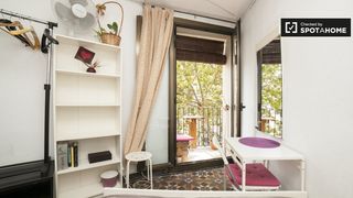Lloguer Pis a Fort Pienc. Habitación en alquiler en un apartamento de 2 dormitorios en pob