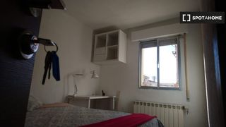 Lloguer Pis a Opañel. Se alquila habitación en piso de 4 habitaciones en opañel, madri
