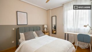 Lloguer Pis a Conde Orgaz - Piovera. Habitación en piso compartido en alquiler en piovera, madrid.