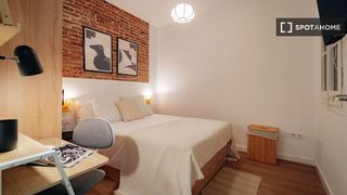 Rent Flat in El Camp d´en Grassot i Gràcia Nova. Se alquila habitación en piso compartido en barcelona