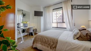 Lloguer Pis a Estrella. Se alquila habitación en piso de 6 habitaciones en estrella, mad