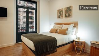Miete Etagenwohnung in Pacífico. Se alquila habitación en piso compartido en barcelona