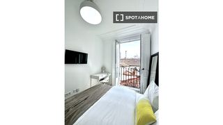 Lloguer Pis a Justicia-Chueca. Habitación en piso compartido de 5 habitaciones en alquiler en j