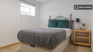 Rent Flat in Campamento. Habitación en piso compartido en campamento, madrid.