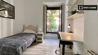 Lloguer Pis a Embajadores-Lavapiés. Habitación en un piso compartido de 7 habitaciones en alquiler e