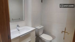 Affitto Appartamento in Los Ángeles. Habitación en piso compartido en madrid.