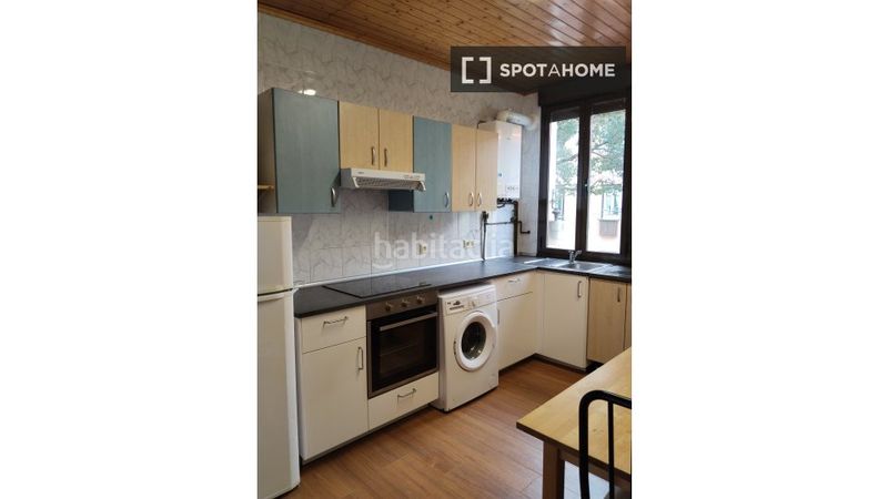 Foto 9454ba5a-9e28-4212-91b0-5bf9062bab74. Rent flat with heating in Iralabarri Bilbao