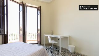 Lloguer Pis a Centro - Sagrario. Habitación en piso compartido en alquiler en pajaritos, granada