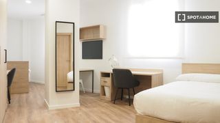 Location Appartement à Basurtu. Se alquila habitación compartida en residencia en bilbao