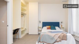 Lloguer Pis a Nou Moles. Habitación en piso compartido en alquiler en nou moles, valencia