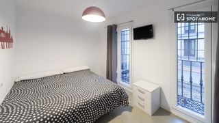 Affitto Appartamento in Sol. Se alquilan habitaciones en piso compartido en puerta del sol, m