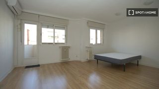 Alquiler Piso en Pueblo Nuevo. Habitaci�n en piso compartido de 3 habitaciones, pueblo nuevo, m