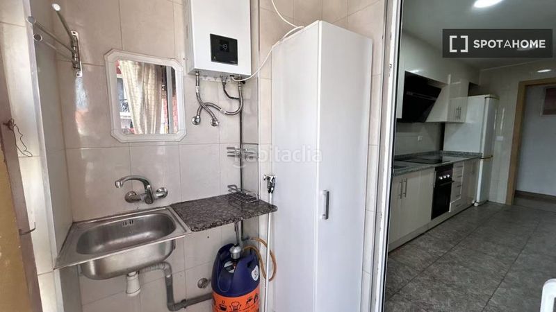 Foto d0b3b4ae-6520-4473-bc86-e9c43e8cdd6f. Lloguer pis amb calefacció a Barrio Benicalap Valencia