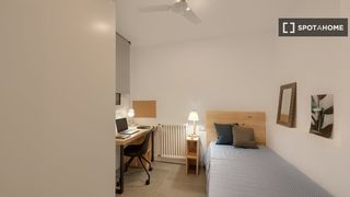 Affitto Appartamento in Putget - Farró. Se alquila habitación en piso de 7 habitaciones en barcelona