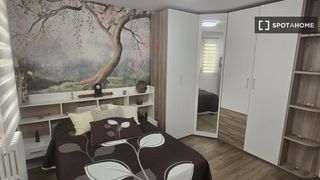 Flat in Cuatro Caminos - Azca