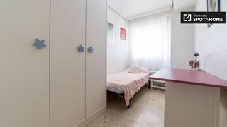 Location Appartement à Albors. Se alquila habitación en un apartamento de 5 dormitorios en cami