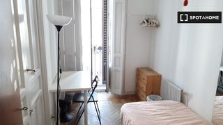 Flat in Sol