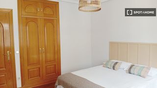 Lloguer Pis a Cortes-Huertas. Habitación en piso compartido en alquiler en cortes, madrid.