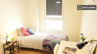 Miete Etagenwohnung in Alfara del Patriarca. Se alquila habitación en alfara del patriarca, valencia