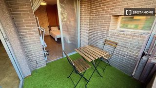 Rent Flat in Aiora. Habitación en piso compartido en alquiler en aiora, valencia