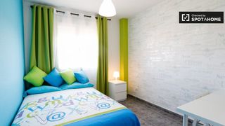 Affitto Appartamento in Espartales. Habitación en piso compartido en alquiler en alcalá de henares