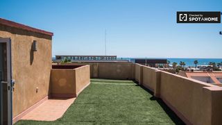 Lloguer Pis a Malva Rosa. Se alquila habitación en piso compartido, la malvarosa, valència