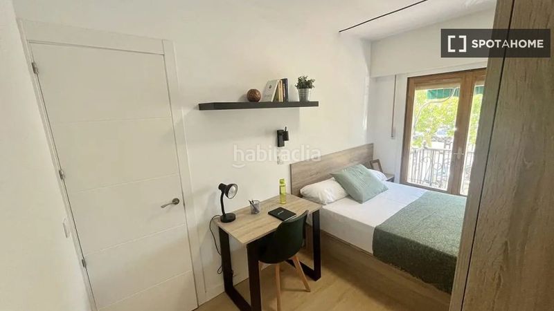Foto 9e7c1549-1f6e-4649-b3ed-40873170f59c. Rent flat with heating in Aluche Madrid
